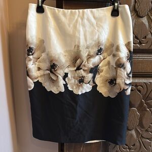 New York & Company Black and Cream Floral Pencil Skirt